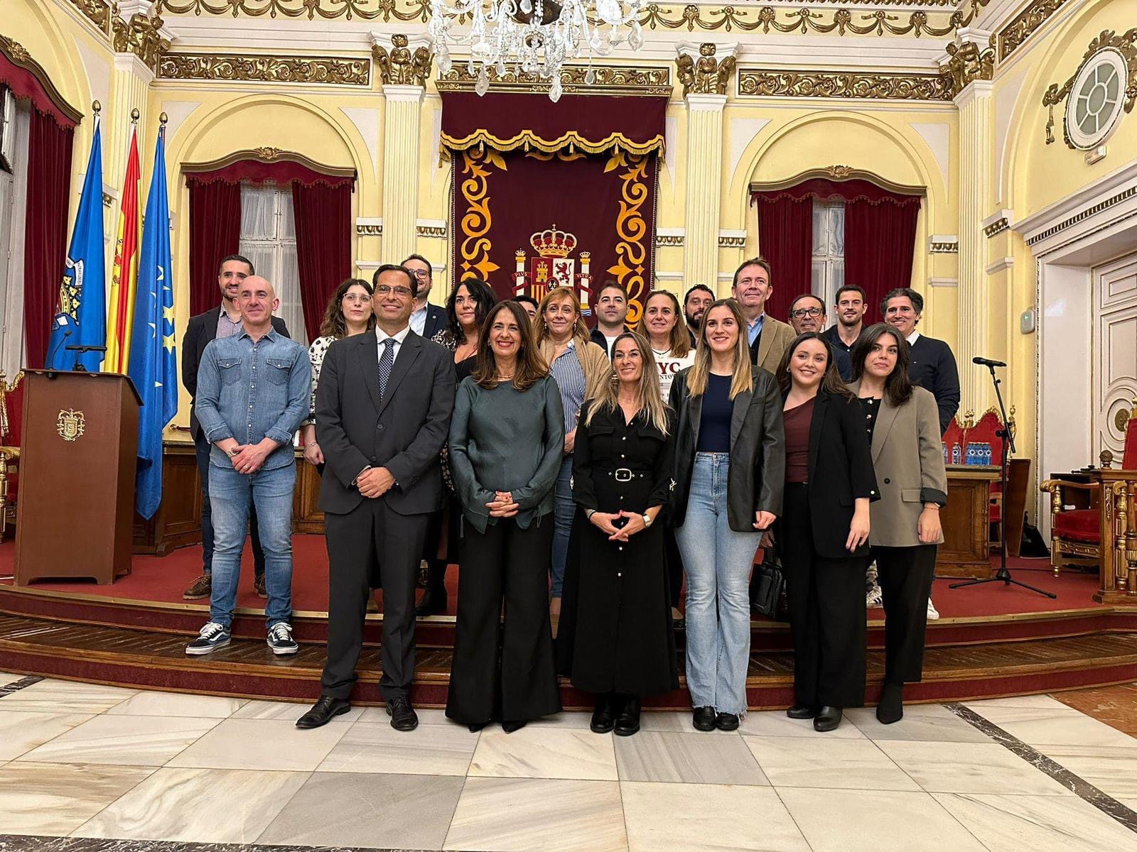 Recibimiento en el Salón Dorado del Palacio de la Asamblea