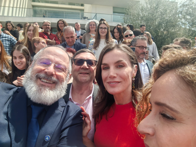 🔵📢 Visita real al CIMCYC: Un hito para nuestra Facultad
